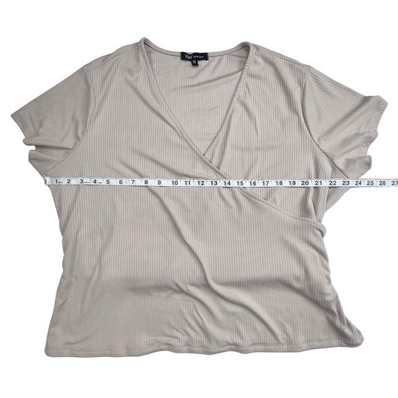 YMI Faux Wrap Womens 3X Neutral Tan Ribbed Texture Tie Back Casual Stretchy Top - Picture 3 of 9